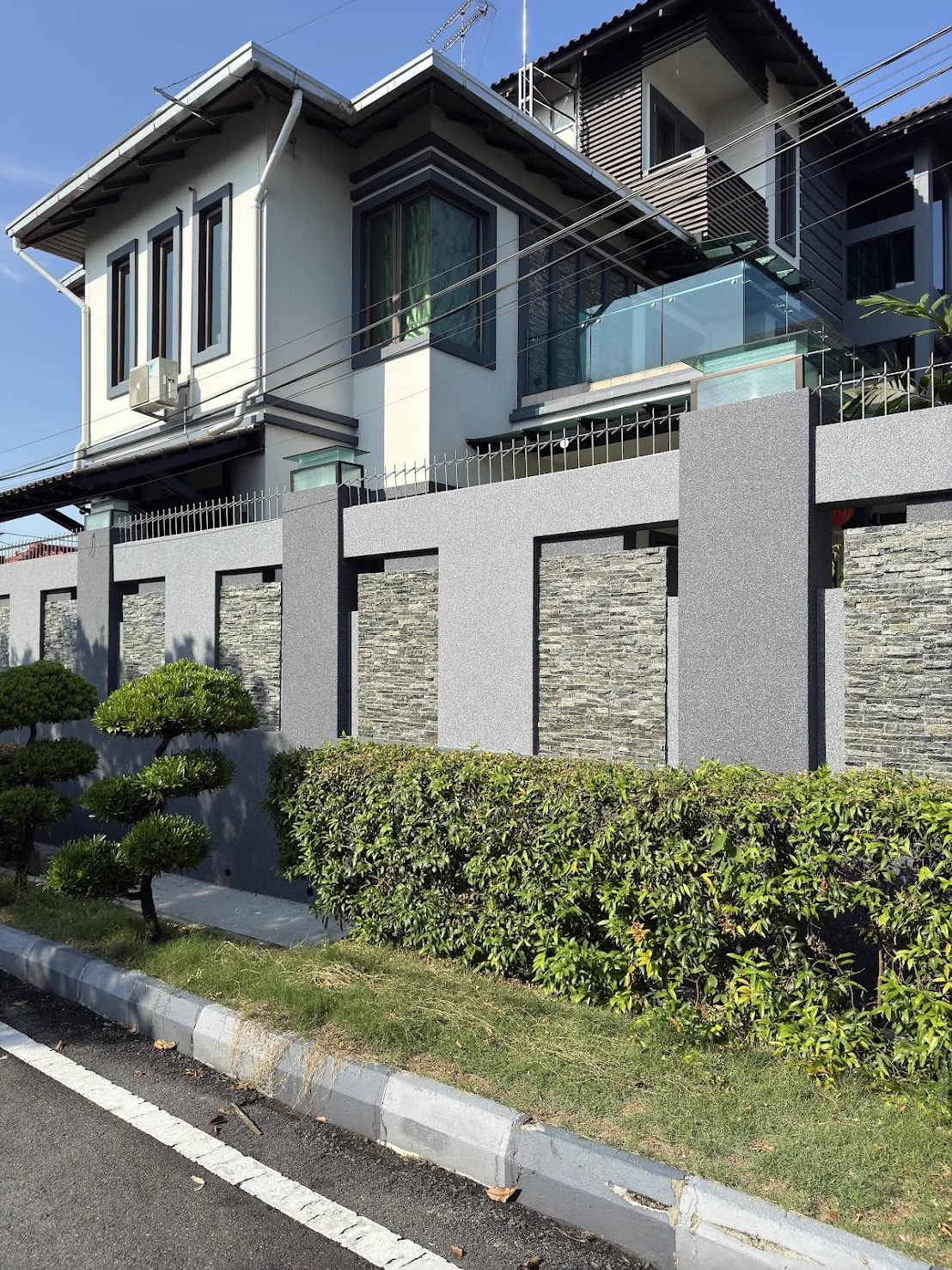 Granite Spray - Warm Beige